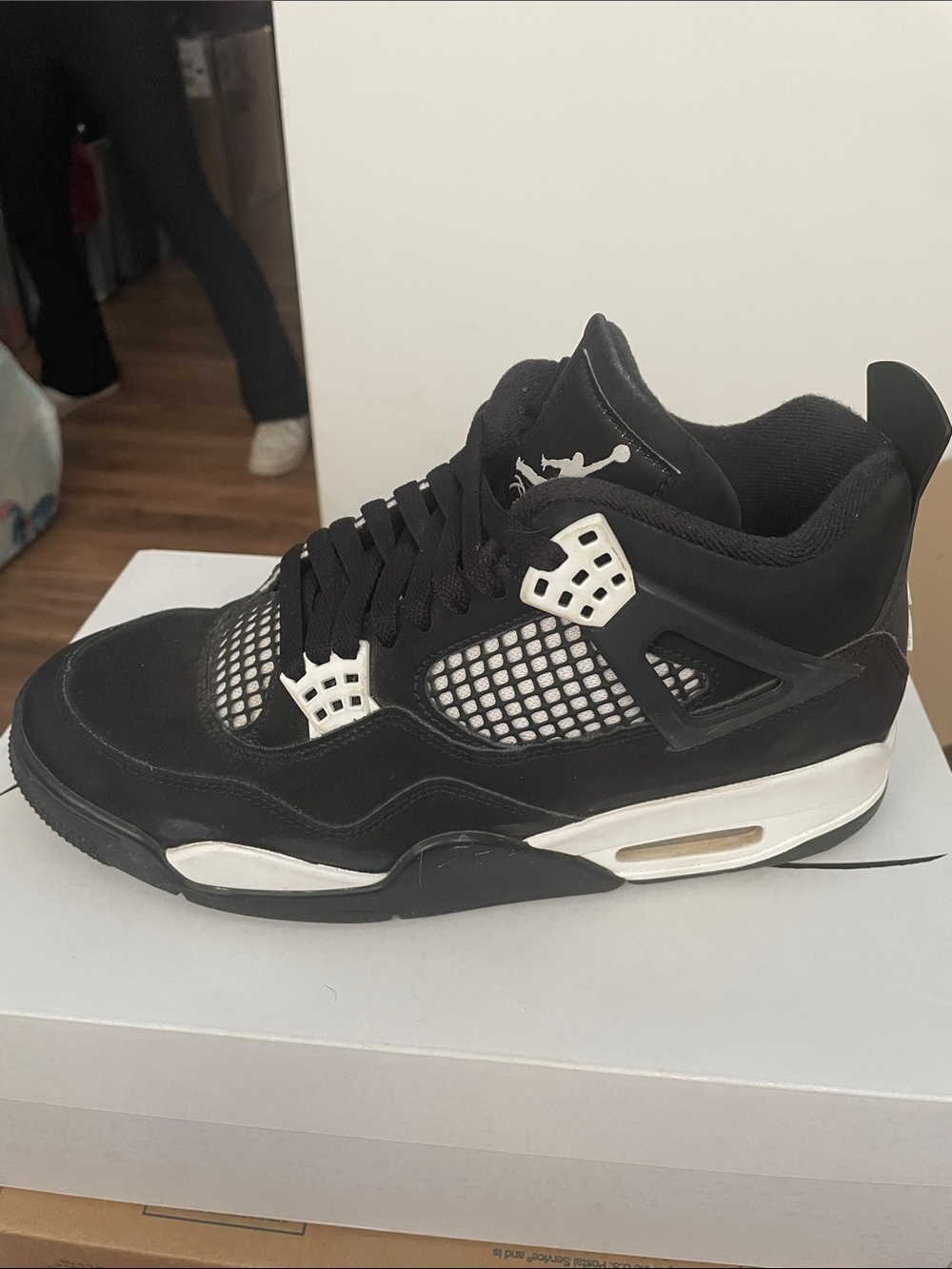 Black and White Jordan 4 Retro Thunder size 9 with box